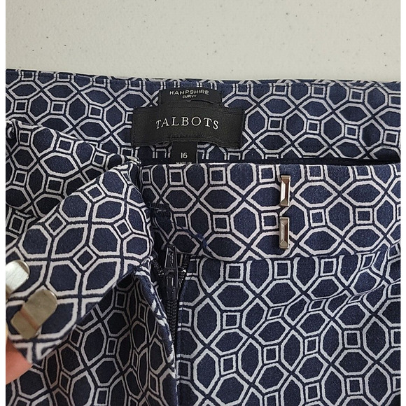 Talbots Hampshire Curvy Blue Cropped Geometric High Rise Casual Pants Size 16 - Picture 9 of 10